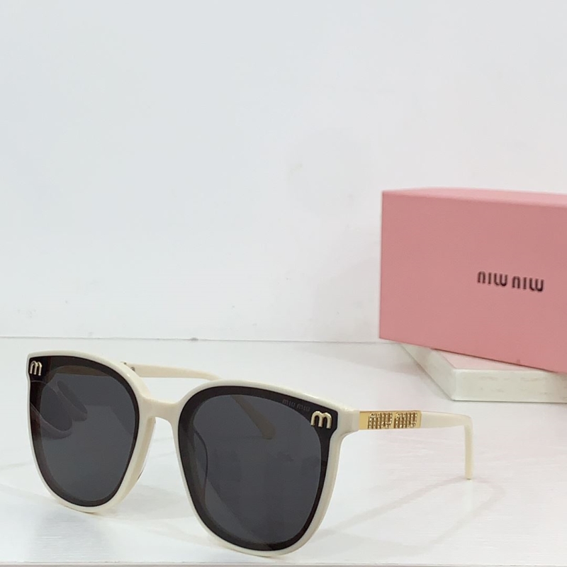 Miu miu Sunglasses